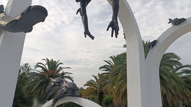 Приглашаю немного по морю, немного о городе курорте Пицунда. Вот такой отдых. Но поездка удалась.