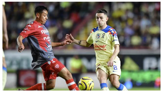 Transformer outage causes delay during América vs Necaxa #América #Necaxa  #americanfootballplayer