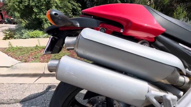 Walk Around of a 2008 Ducati Monster S2R 1000