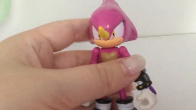 Jazwares 3-inch Espio the Chameleon Figure Review