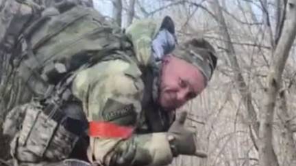 🔴Видео о работе и быте связистов отряда «Тимсо» и батальона «Питерский» СпН «Ахмат» на передовой🔴