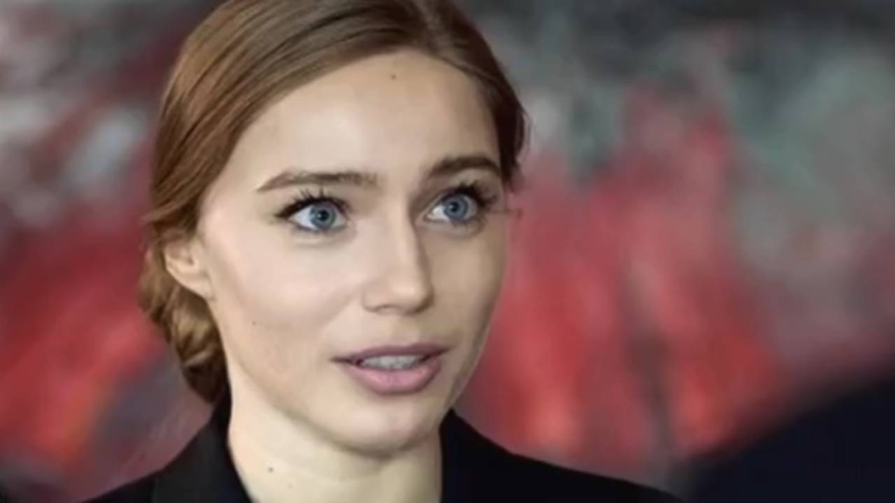 Смешанные схватки Постниковой в сериале "Под прикрытием"/ Russian female agent in series 6