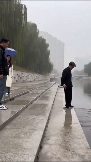 1000057813.mp4