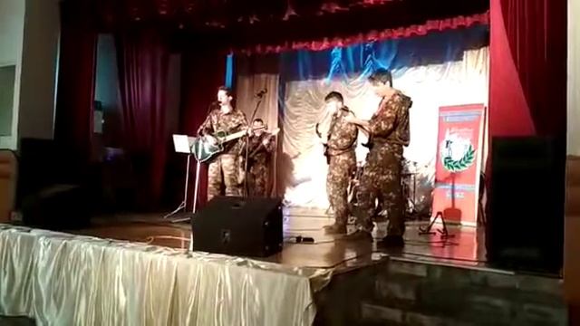 "Мамы глаза"
