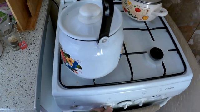 ЖИВЕМ В ДЕРЕВНЕ!!!БУРИМ СТЕНУ!!ТАК ГИБНУТ БУРЫ!!!РЕМОНТ ДОМА ПРОДОЛЖАЕТСЯ!!!Деревенский влог