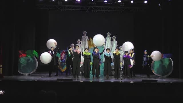 Международный фестиваль искусств ЭТАЖИ 2025 г Минск "Королевство кривых зеркал" Театр МЭРИ