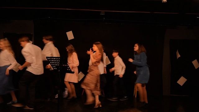 Театральная студия "На третьем этаже", В. Токарева "Самый счастливый день" - читает Тырина Елизавета