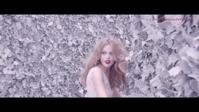 pub L Eau de Nina Mon Secret by Nina Ricci commercial
