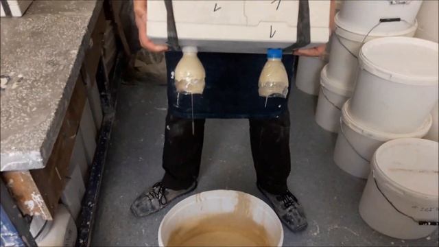 Casting porcelain plates in solid molds by tochka & tochka HD