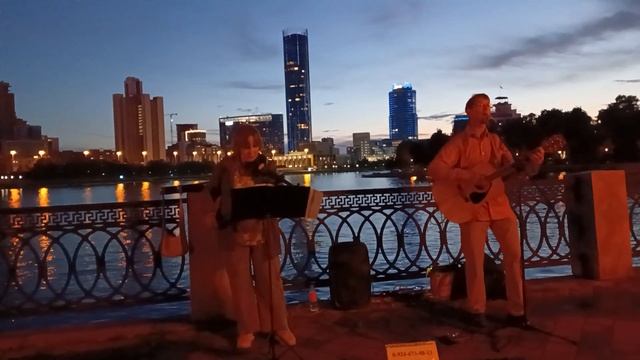 2.08.2024 Стрит / гр. Маленькое красное дерево / Волчий вой да лай собак / В. Цой
