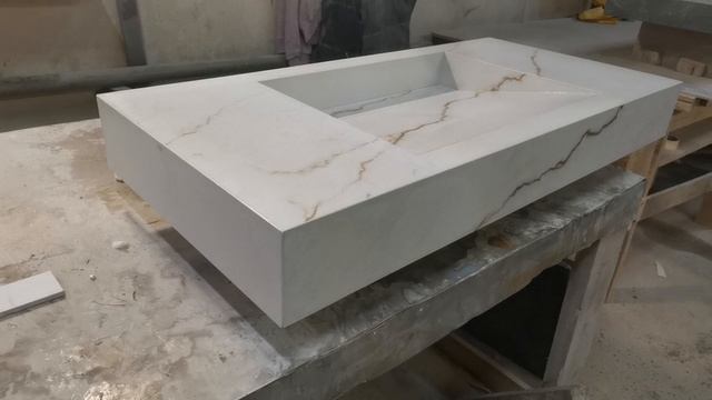 Раковина из керамогранита