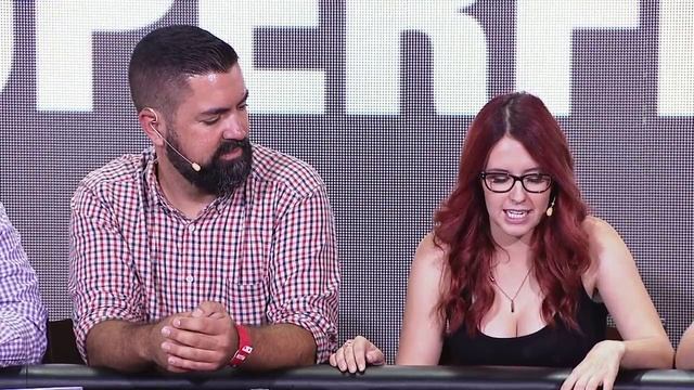 Superight Live - Loser Eats a Worm