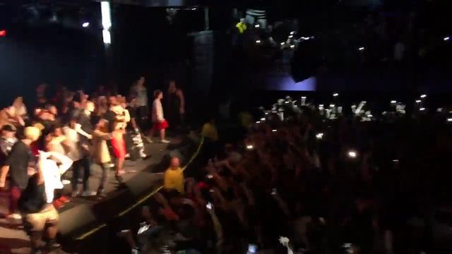 XXXTENTACION- Look at me (Live)
