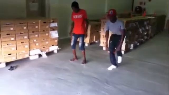 Kwaito amatuer dance moves