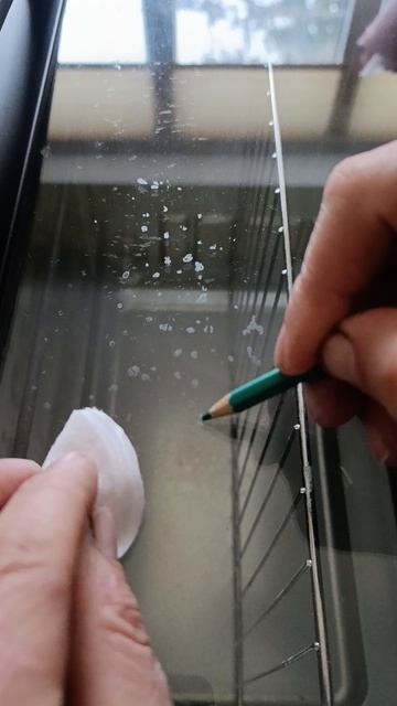 Как снять клей на стекле духовки