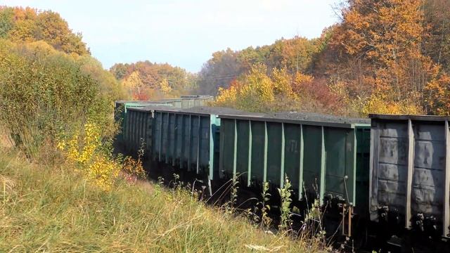 Осенними перегонями 12000 лошадиных сил бродили | Double 2TE10M with freight train in Maydan