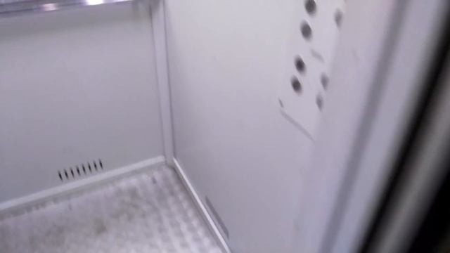 Пассажирский лифт КМЗ-(1990 г.в., модер под Мослифт 2015 г.), V=1 м/с, Q=320 кг (1328)