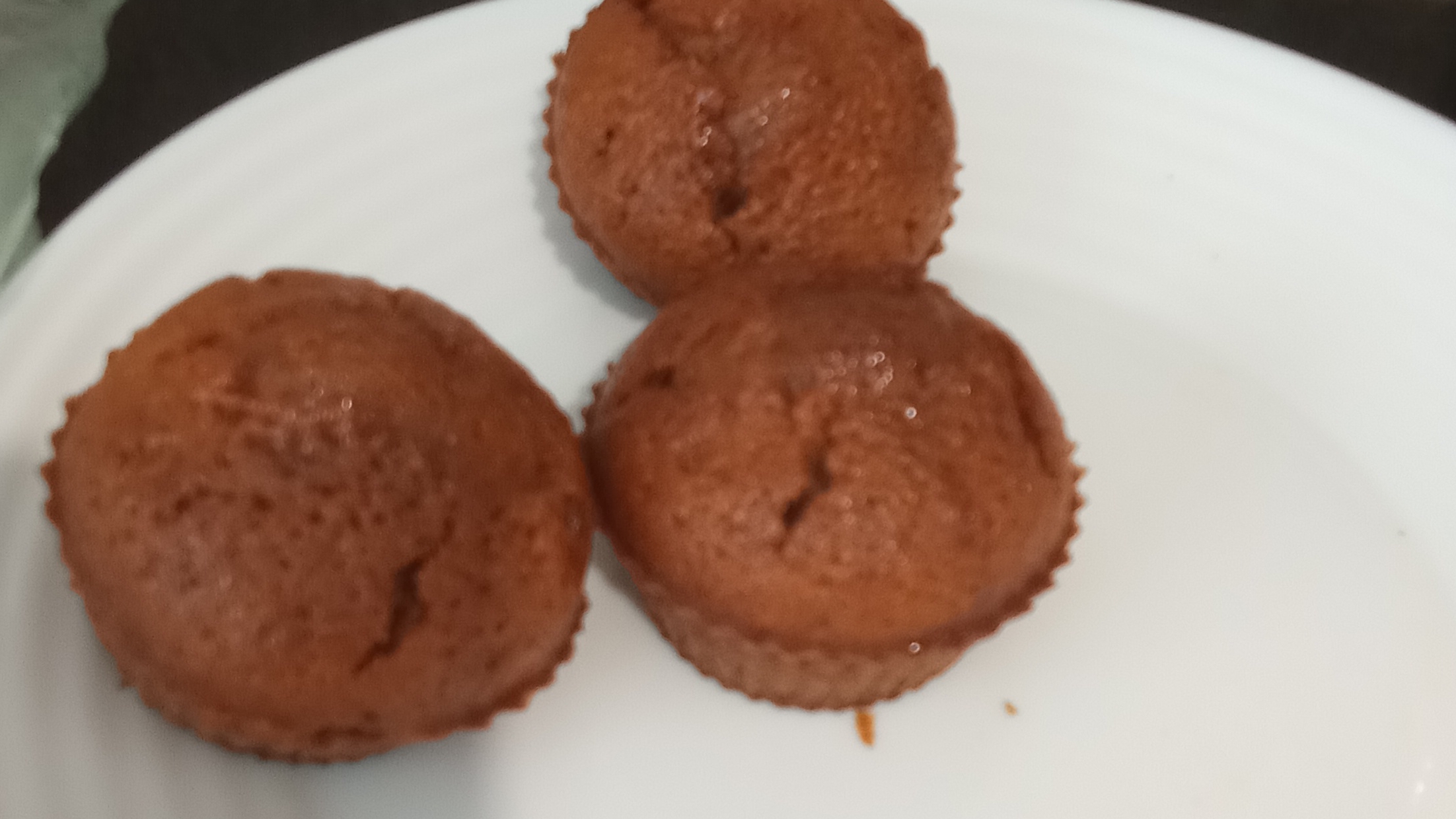 готовлю с Никитой медовые капкейки