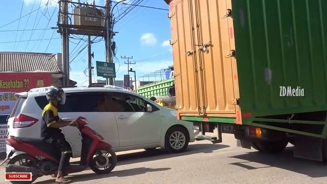 Amazing Video!! Tandem Roller Loading in to Truck Hino | Truck Video