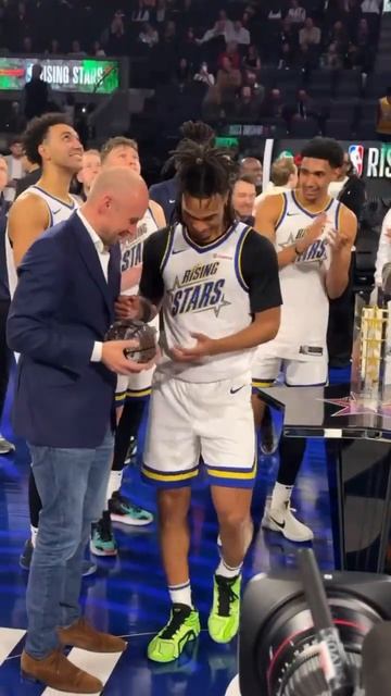 Stephon Castle wins MVP of the rising stars game