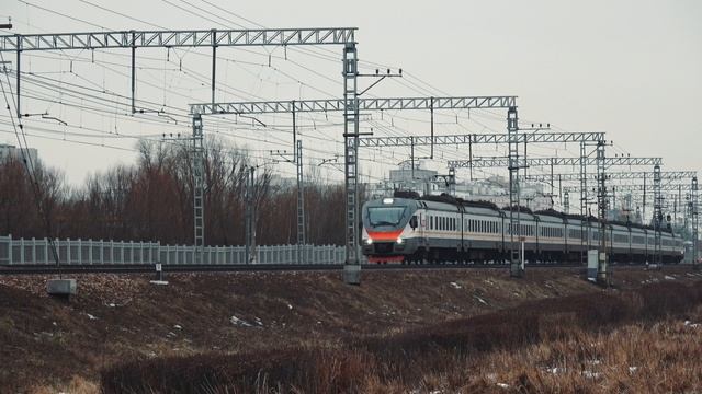 Электропоезд ЭП2Д-063 направлением на станцию Бутово МскЖД, 26/01/2025.