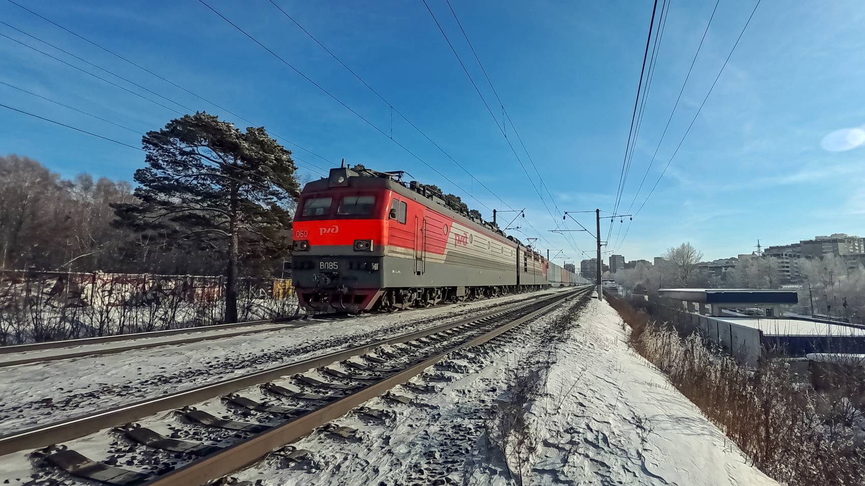 ВЛ85-060