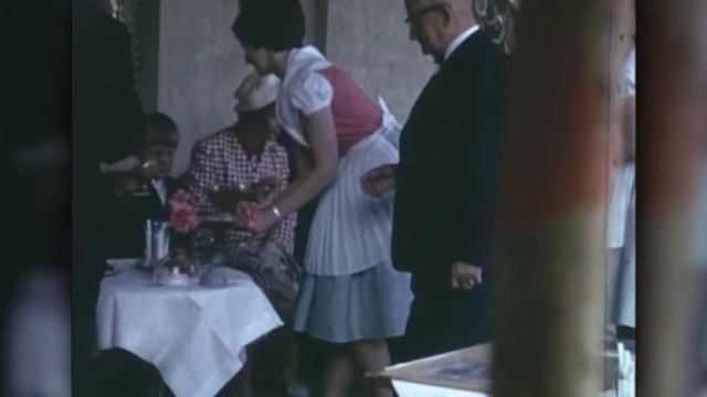 La  Reine  Fabiola visite Efteling en 1967