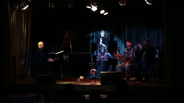 "Am I Blue" VANESSA TAGLIABUE YORKE (24 Ottobre 2016)