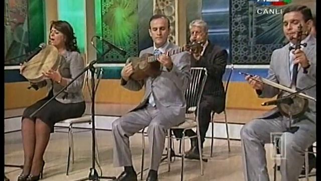Aygu Bayramova   kucelere su sepmishem.mpg