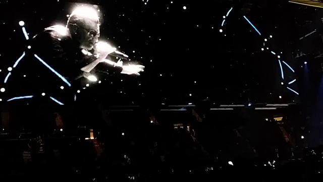 U2 Live at the Forum - Iris (Hold Me Close) - 30 May 2015 u2ietour