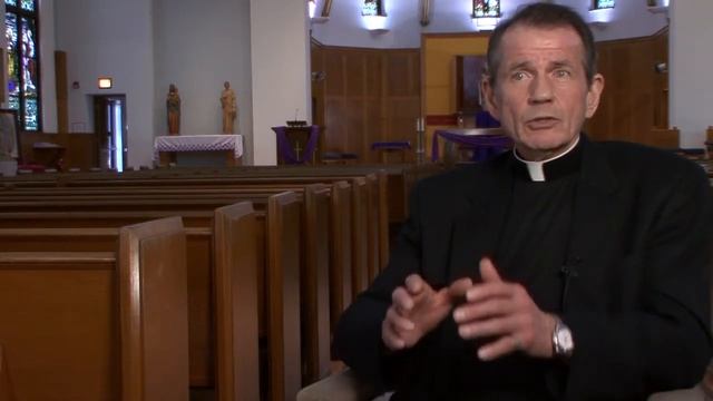 Свещеникът Лен Дуби за трансцeнденталната медитация