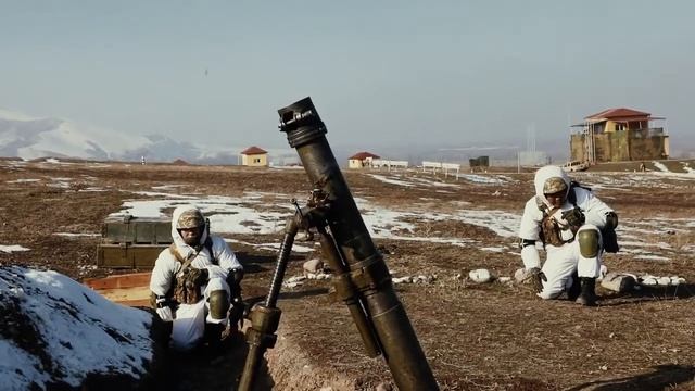 Бөлүкчөнүн ок атуу сабактары жүрүүдө (боевые стрельбы отделений)