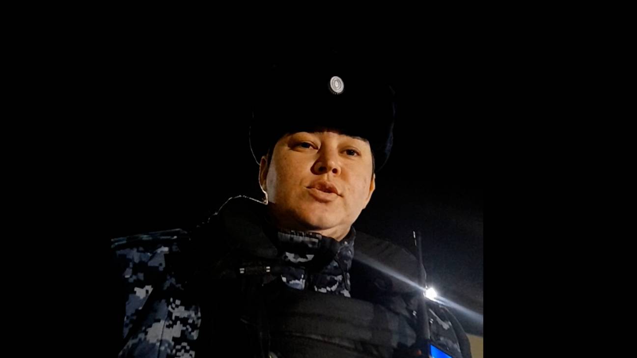 Курбанова Лола Ютуб задержала пассажирский автобус, заставила ехать в ОП за 120 км Артезианском КПП