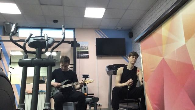 Эффа - черным по белому