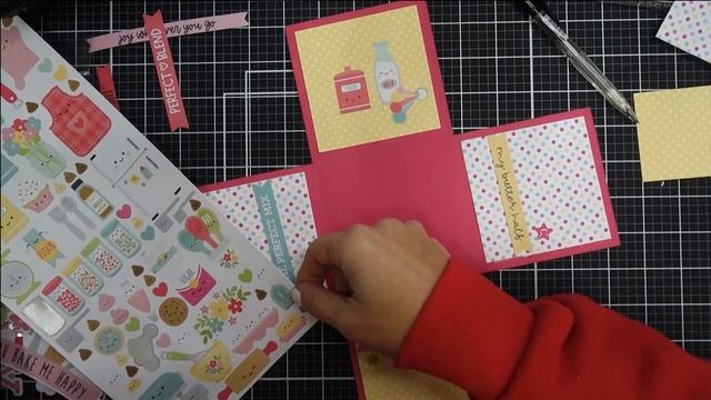 DIY Explosion Box per San Valentino (Doodlebug "Made With Love")