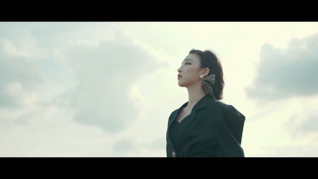 SOYA - ARTIST (OFFICIAL MUSIC VIDEO)