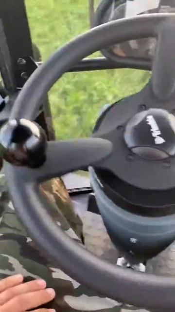 Опрыскиватель Туман 3 на подрульке Trimble gfx750