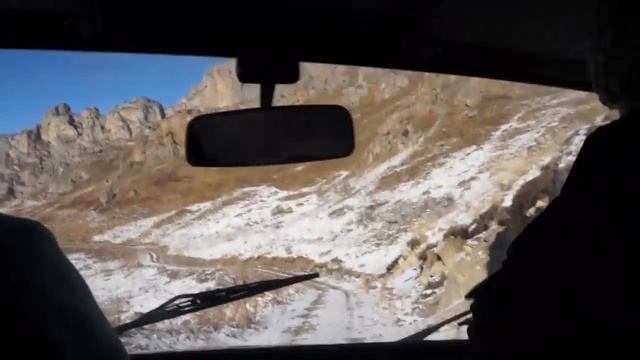 Медведи в горах Галанчожа