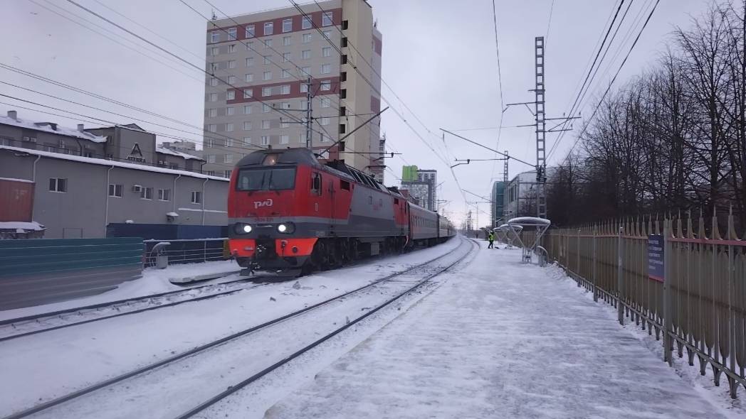 ЭП2К-101 с поездом №348Н Барнаул-Северобайкальск