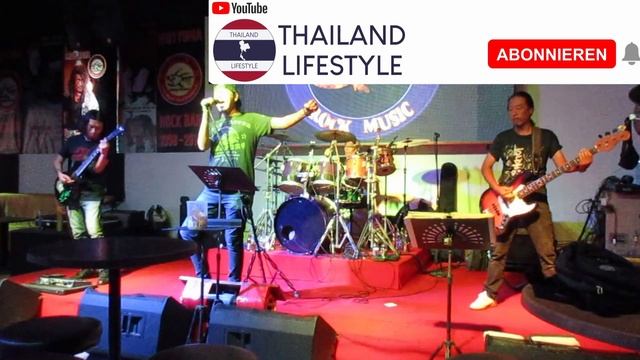 HOT TUNA BAR walking street, Pattaya - whole lotta rosie