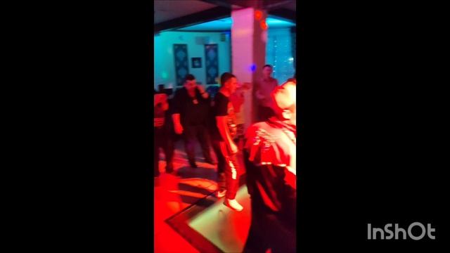 День рождения в стиле 90х
