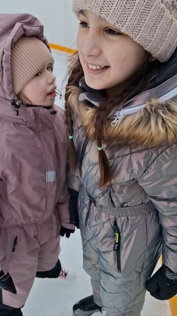 Девочки подружки на коньках🥰Таисия и Маргарита в эфире🥰