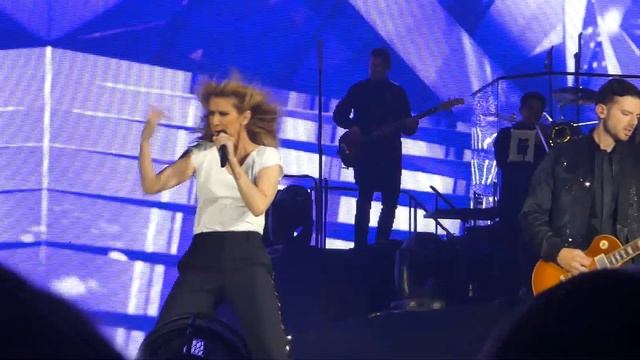 Black or White (ft. René Charles) Céline Dion live 2017 @ Accorhotels Arena Bercy, Paris- 04.07.201