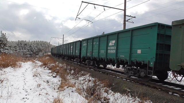 Газотурбовоз ГТ1h-002 с грузовым поездом возвращается из Перми в родные края