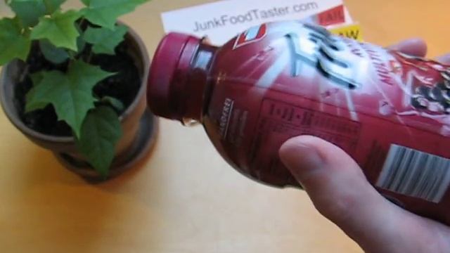 Müller Fructiv roter Multivitamin