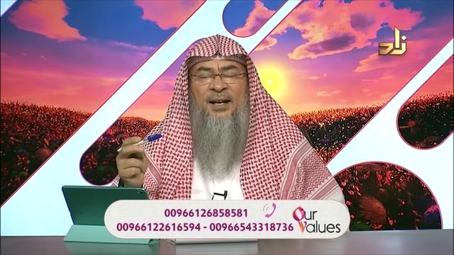 What all must a follower recite when praying behind the imam? - Assim al hakeem