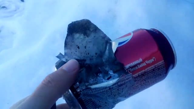 Петарды и банка из под pepsi