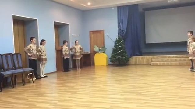 Выступление группа ,,Канарейки"