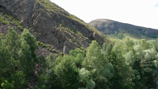 Южный Урал. Оренбургская область, Кувандыкский район. Пещера на р. Сакмара