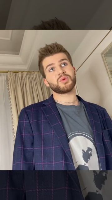 Фолловеры Тины Канделаки обомлели от красоты её 20-летнего сына